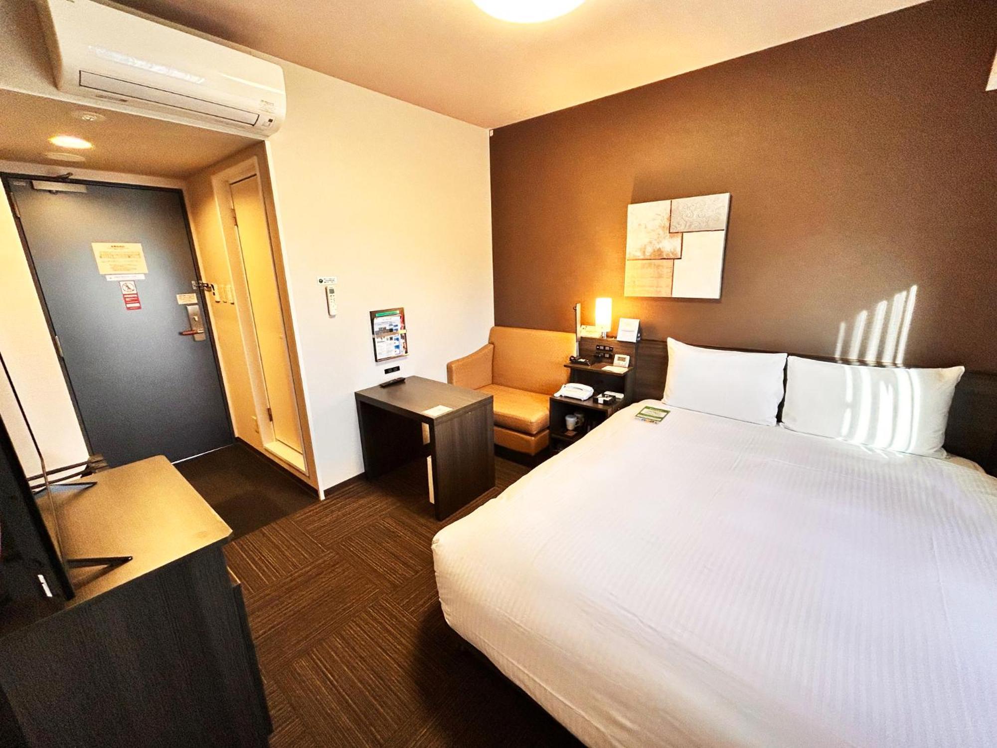 Hotel Route-Inn Anan Kültér fotó